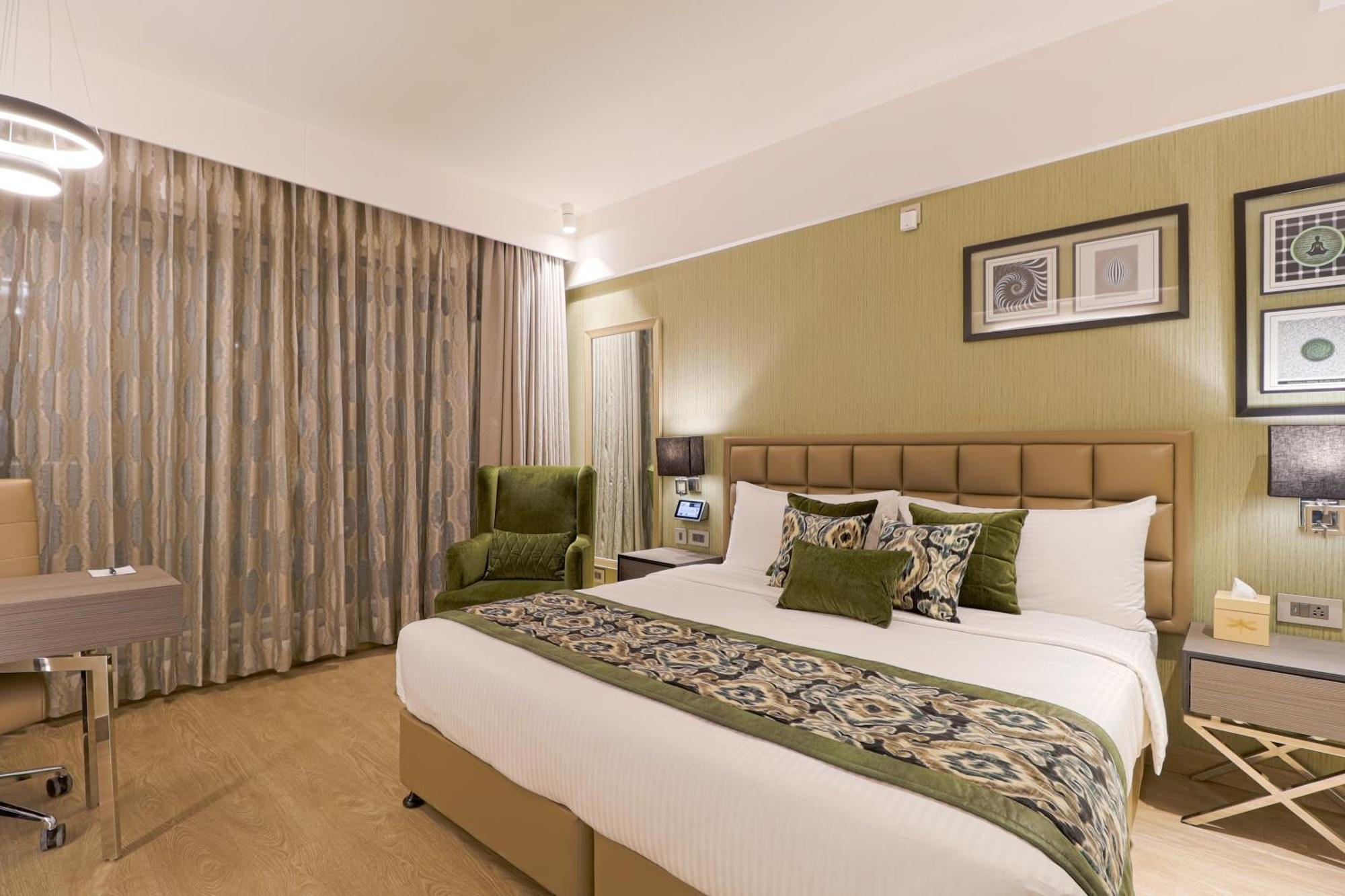 Air By Ahuja Residences 4* Gurgaon